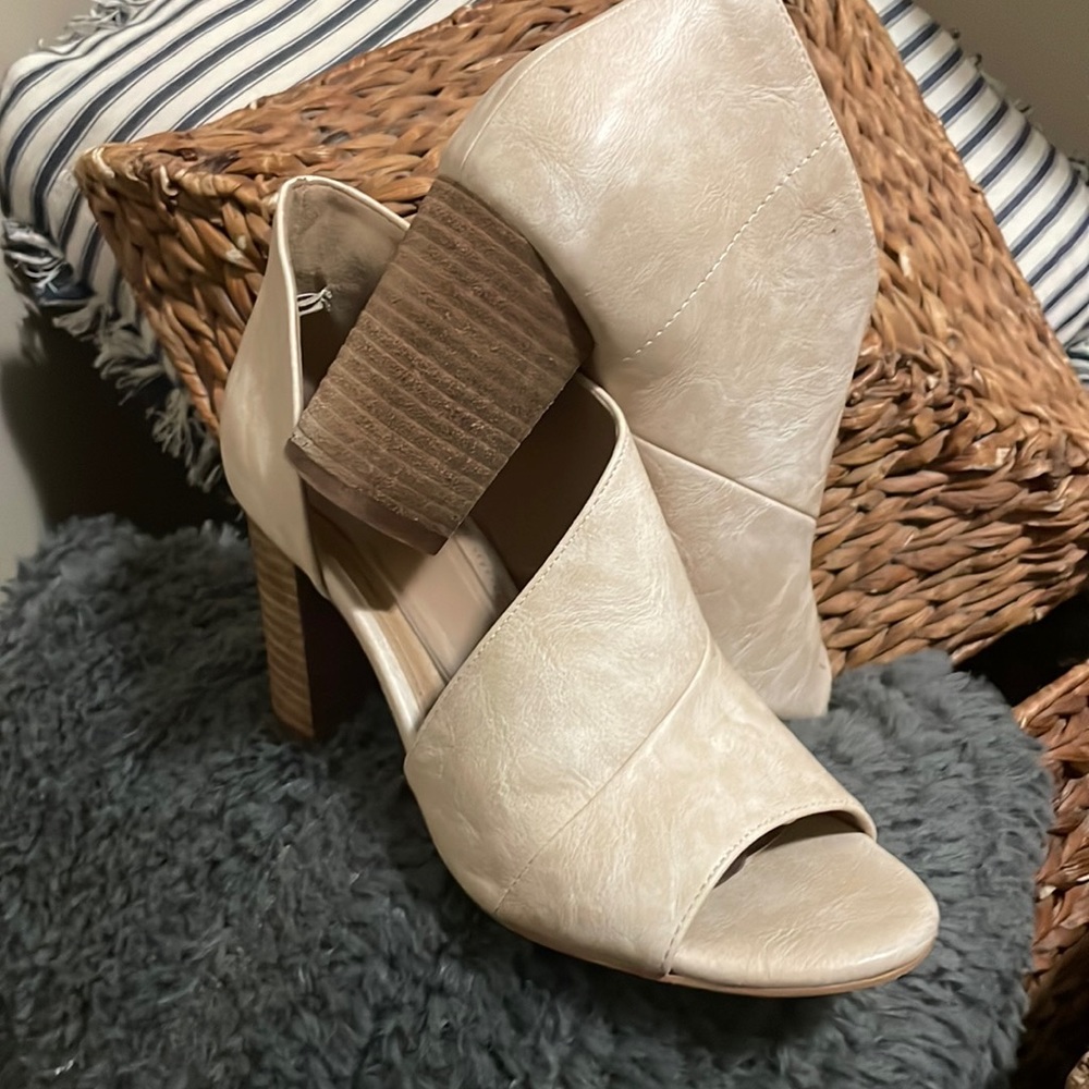 Cut Out Peep-Toe Heels